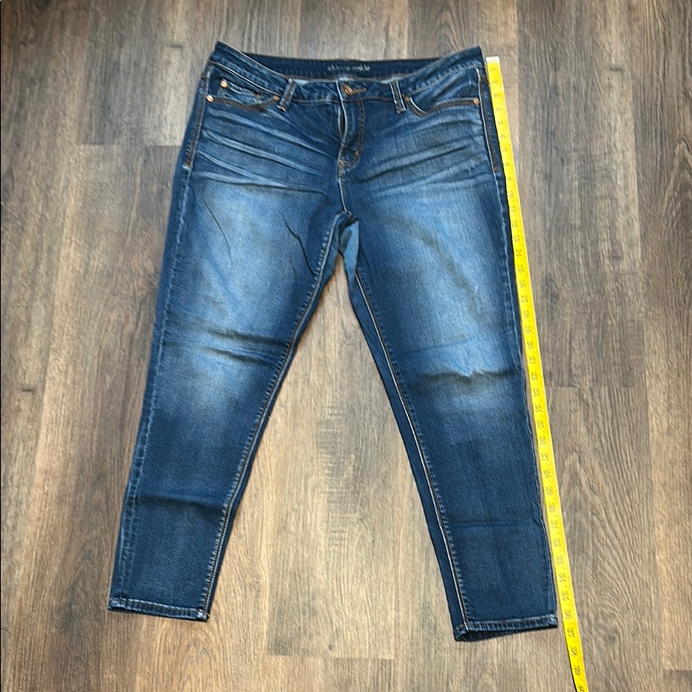 a.n.a Blue Cropped Ankle Jeans with Subtle Fading